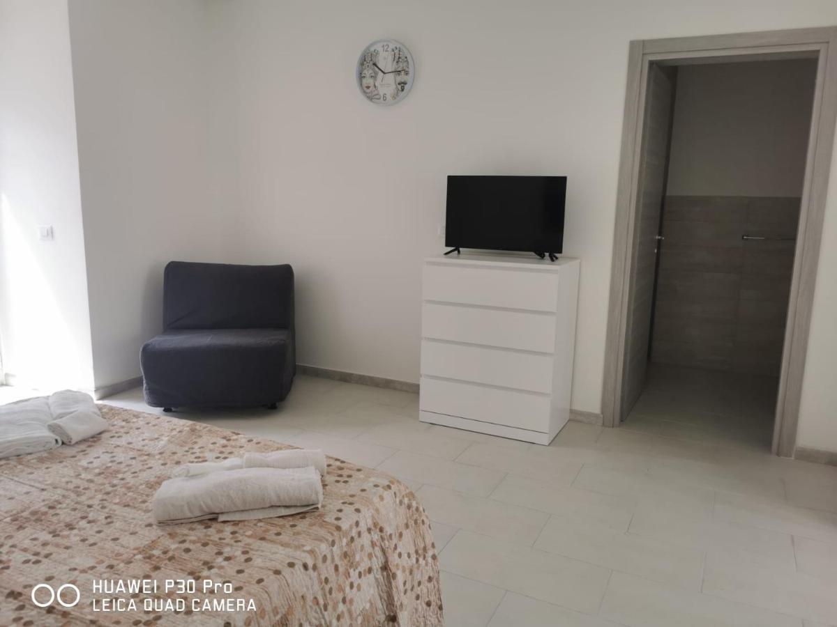 Apartamento Il Giardino In Centro CTA Exterior foto
