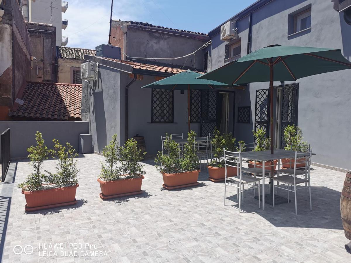 Apartamento Il Giardino In Centro CTA Exterior foto